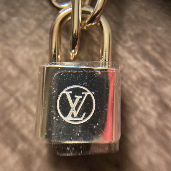 Louis Vuitton x Virgil Abloh Silver Lockit Bracelet for Unicef - Picture 3 of 6